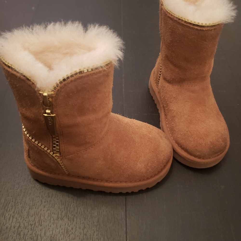 Toddler ugg boots
